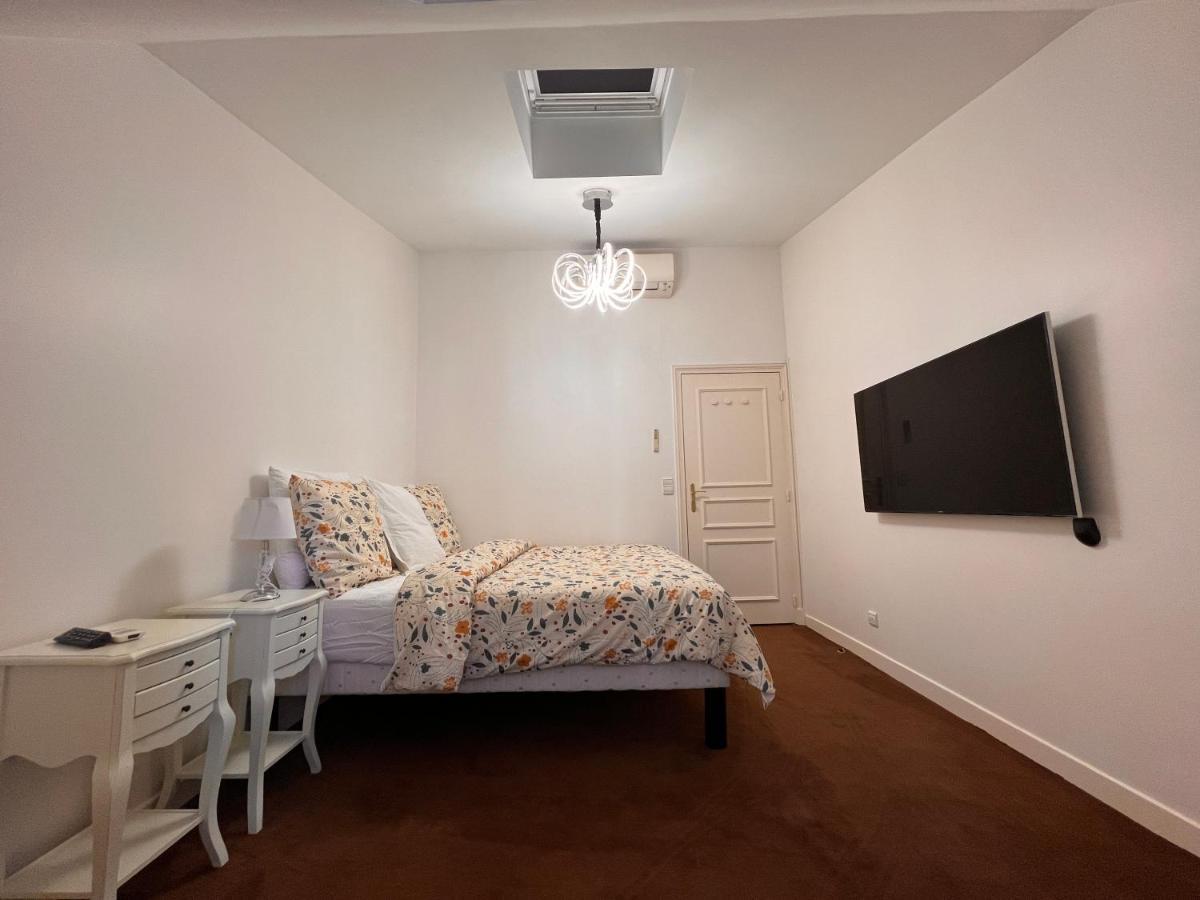 Appartement Champs-Elysees - Hala パリ エクステリア 写真