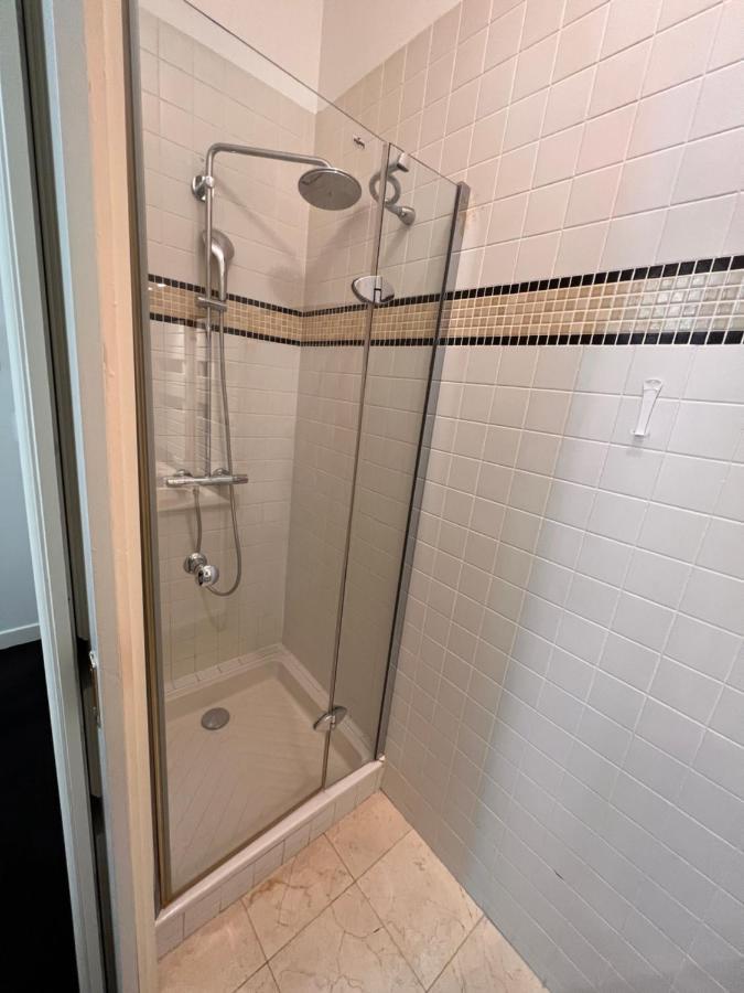 Appartement Champs-Elysees - Hala パリ エクステリア 写真
